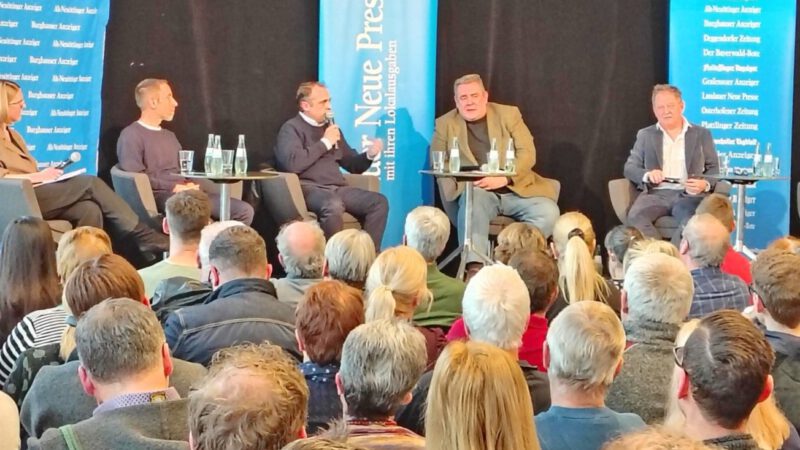 Podiumsdiskussion Bürgermeisterkandidaten Burghausen am 22. Februar 2026